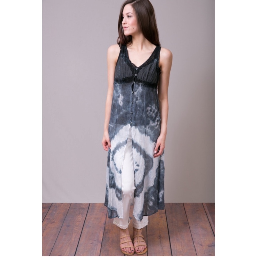 🌻 BOGO FREE 🌻 Mystree Tie Dye Duster